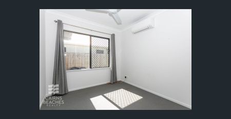 Modern Family Home - Photo 3