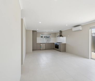 Modern Comfort Meets Convenience - Photo 5