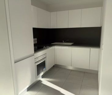 Location Appartement 2 pièces 44 m2 à Nice - Photo 2