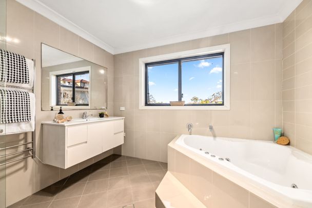 A Timeless Family Retreat - Photo 1