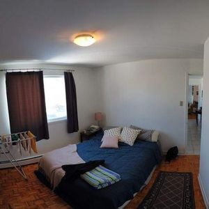 1 CH - 1 SDB - Québec - $899 /mo - Photo 2