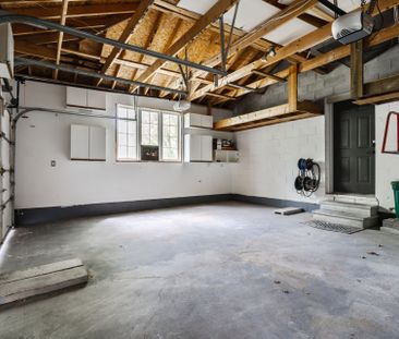 For Lease - 4 Prince Edward Place, Barrie, Ontario - Photo 6