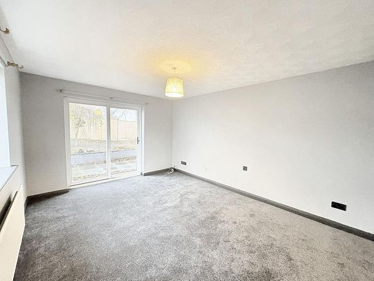 3 bedroom detached bungalow to rent - Photo 1