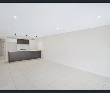 As New 4 Bedroom Home Offering Space, Style & Comfort - Photo 4