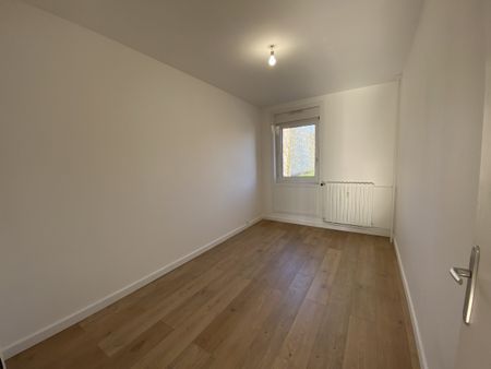 Location Appartement 3 pièces 79m² VILLENEUVE D ASCQ 59491 - Photo 3