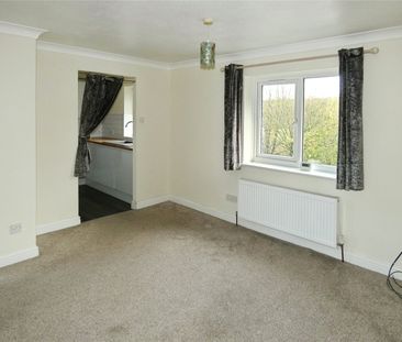 1 bedroom maisonette to rent Bright Meadow, Halfway, Sheffield, Sou... - Photo 2