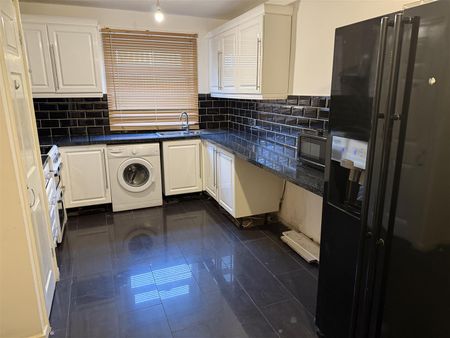 Belmont, Newcastle upon Tyne - Photo 2