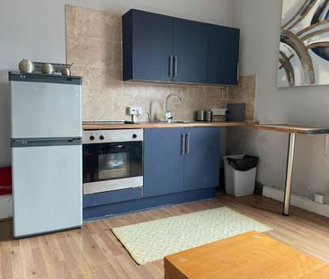 1 bedroom flat to rent - Photo 6