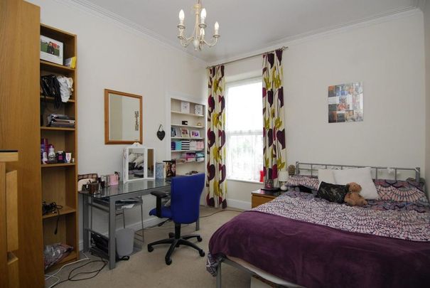 4 bedroom house to rent - Photo 1