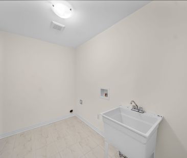 For Lease - 103 Windermere Boulevard, Loyalist, Ontario - Photo 2