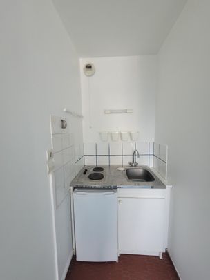 Location Appartement 1 pièce 18m² LILLE 59000 - Photo 1