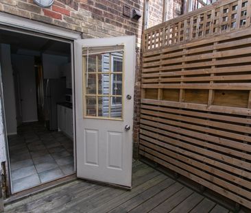 For Lease - 682 Bathurst Street Unit# 2, Toronto, Ontario - Photo 6