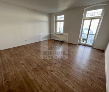 Untermhaus! Einbauküche! Modernisierte Singlewohnung mit schicken Bad! - Photo 6