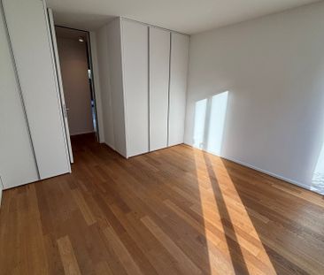 Moderne Gartenwohnung mit grosszügigem Aussenbereich an ruhiger Lage - Photo 1