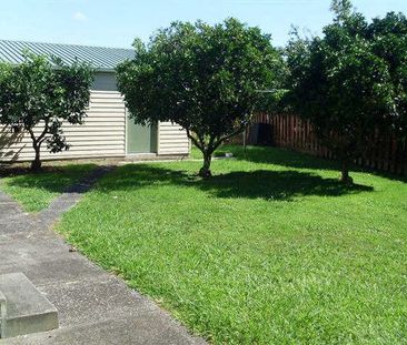 Lovely, redecorated three bedroom home in popular Hillcrest with la... - Photo 5