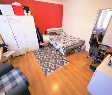 6 bedroom house share to rent - Photo 1