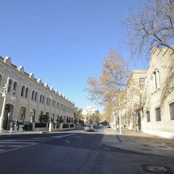 Carrer Naturalista Rafael Cisternes, Valencia, Valencian Community 46010 - Photo 1