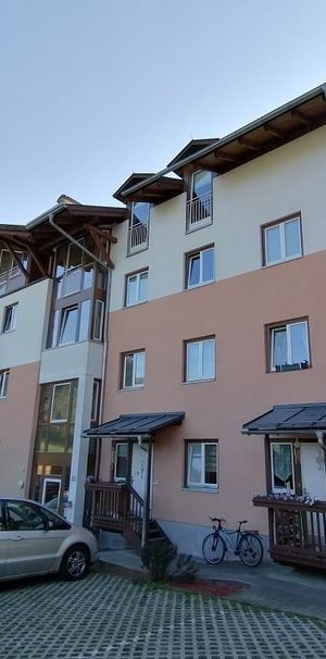EXKLUSIVES ANGEBOT: Geförderte 4-Zimmer-Familienwohnung mit Balkon und Tiefgaragenplatz! - Foto 1