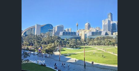 Exciting City Living - Furnished, Electricity/Water included - Photo 3