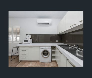 Furnished Apartment in Hamilton - Photo 6