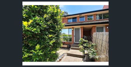 STYLISH COOKS HILL TOWNHOME WITH NEW CARPET, FRESH PAINT & PRIVATE COURTYARD - Photo 4