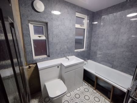 3 Bed End Terrace, Gloucester Road, L20 - Photo 4