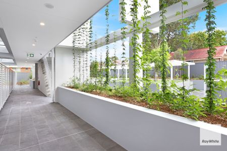 Stylish AS Brand New Luxury Living - Photo 2