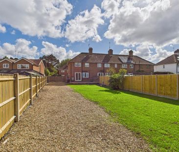 2 bedroom semi-detached house to rent - Photo 5