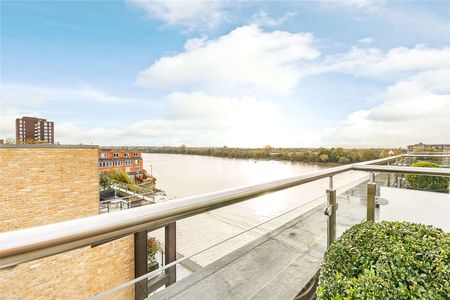 Fantastic 3 bedroom penthouse with river views in this sought after new development. - Photo 2