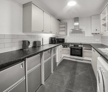 1 bedroom house of multiple occupation to rent - Photo 1