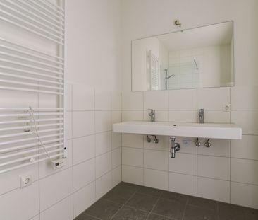 Te huur: Christiaan Huygenshof 128 - Photo 2