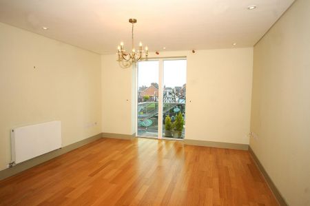 2 bedroom apartment to rent - Photo 2
