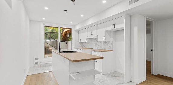 Appartement à louer Rue De Forbin-Janson (offre du 1er mois) - Photo 2