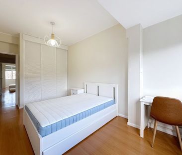 Luxury Flat for rent in Bairro de Santa Cruz, Benfica, Lisbon - Photo 2