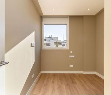 4 room luxury Flat for rent in Sabadell, Catalonia - Photo 5