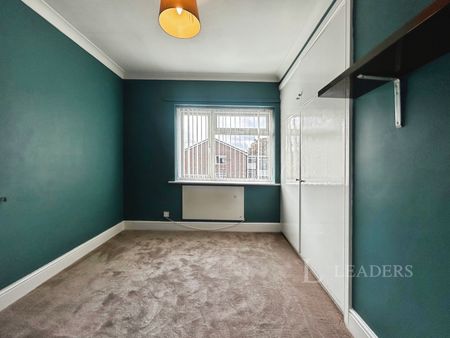 2 bedroom flat to rent Second Floor Apartment, Westhouse Court, B14 - Photo 5