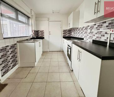 3 bedroom terraced house to rent - Photo 5