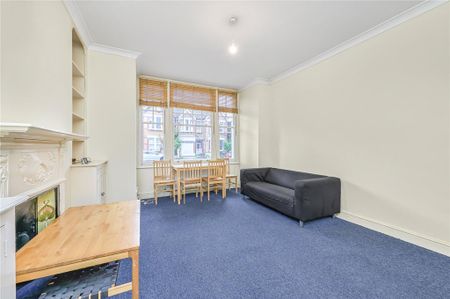 3 bedroom flat to rent - Photo 2