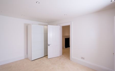 Blenheim Road, St Johns Wood, London, NW8 0LX - Photo 4