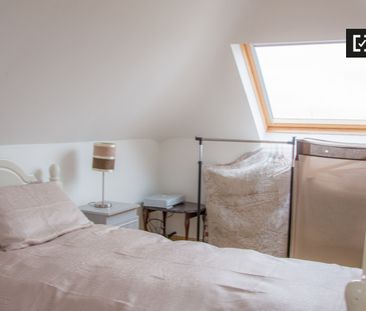 Spacious room in 5-bedroom apartment in Donabate, Dublin - Photo 6