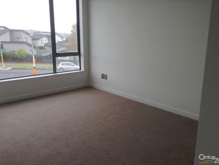 Flat Bush - Photo 3