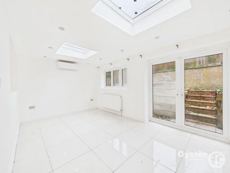 5 bedroom semi-detached house to rent - Photo 5