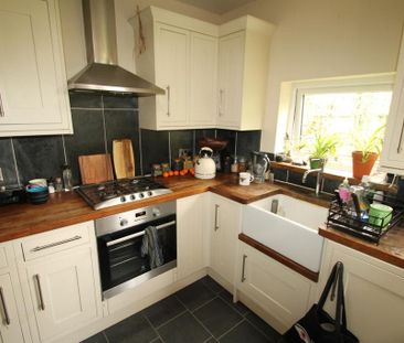 2 bedroom terraced house to rent - Photo 6