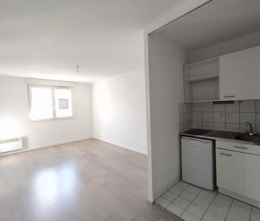Location Appartement 2 pièces 32m² - Photo 4