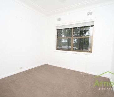 Neat 3 bedroom home!! - Photo 4