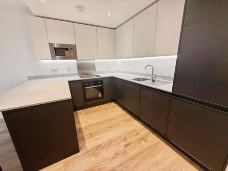 Burnt Mill, Harlow - Photo 5