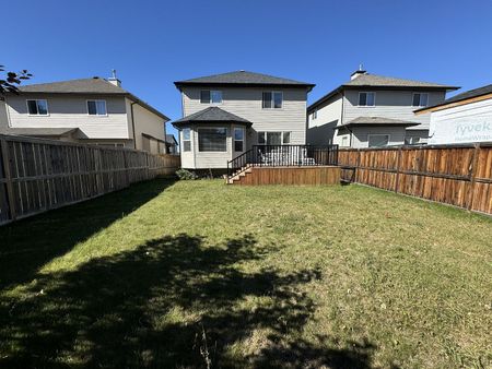 24 Royal Birch Street Northwest, Calgary - Photo 4