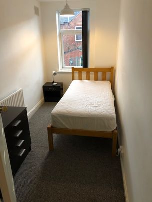 3 Bed Terraced House, Battenberg Road, LE3 - Photo 1