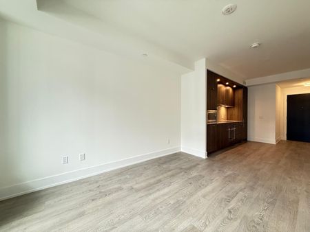 For Lease - 259 The Kingsway N/A Unit# 504, Toronto, Ontario - Photo 2