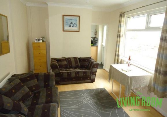 4 bedroom house to rent - Photo 1